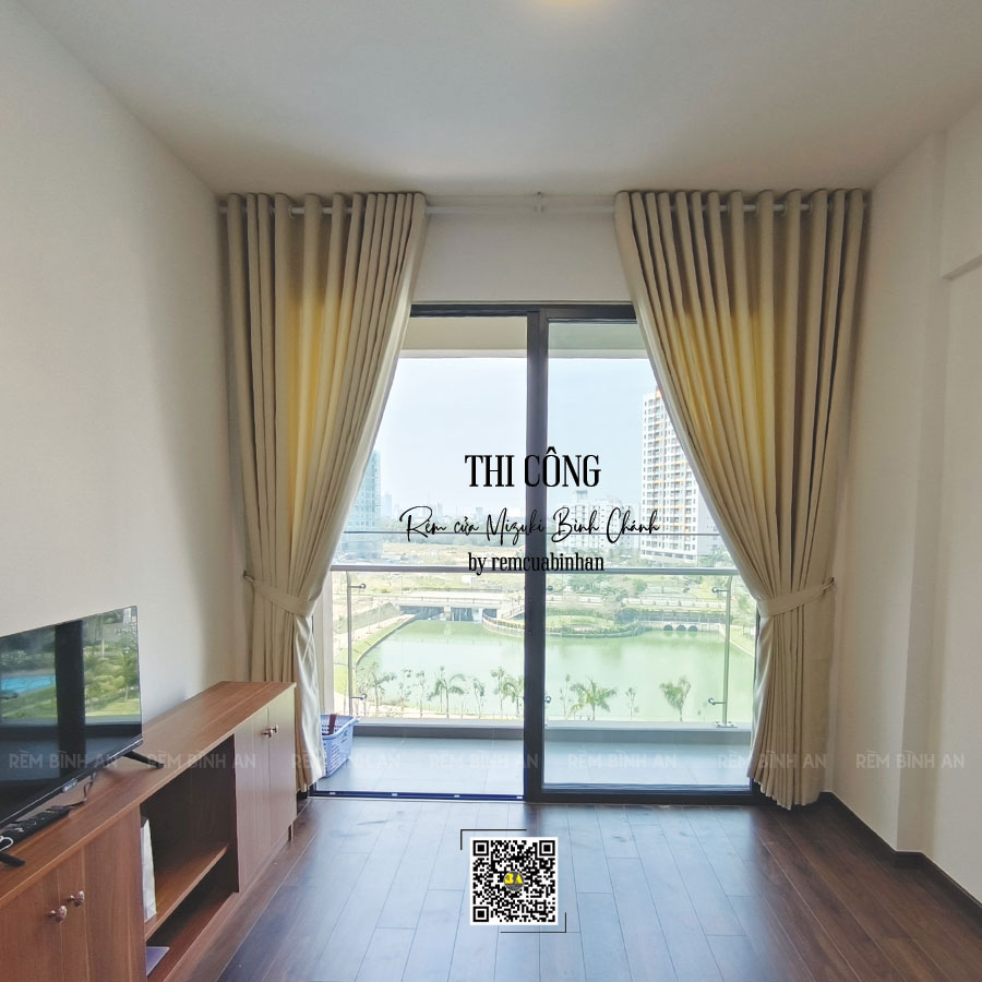 Góc thi công rèm cửa Mizuki Bình Chánh