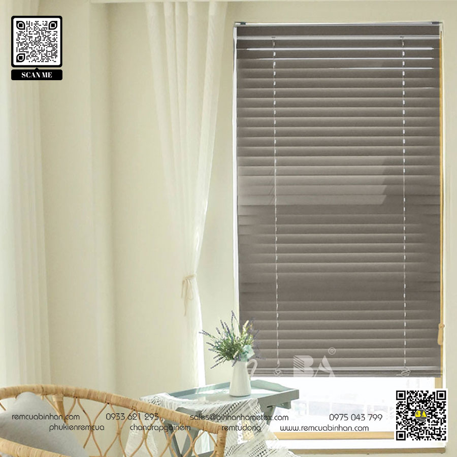 Tìm hiểu những yếu tố cần cân nhắc khi chọn mua rèm sáo gỗ tự động