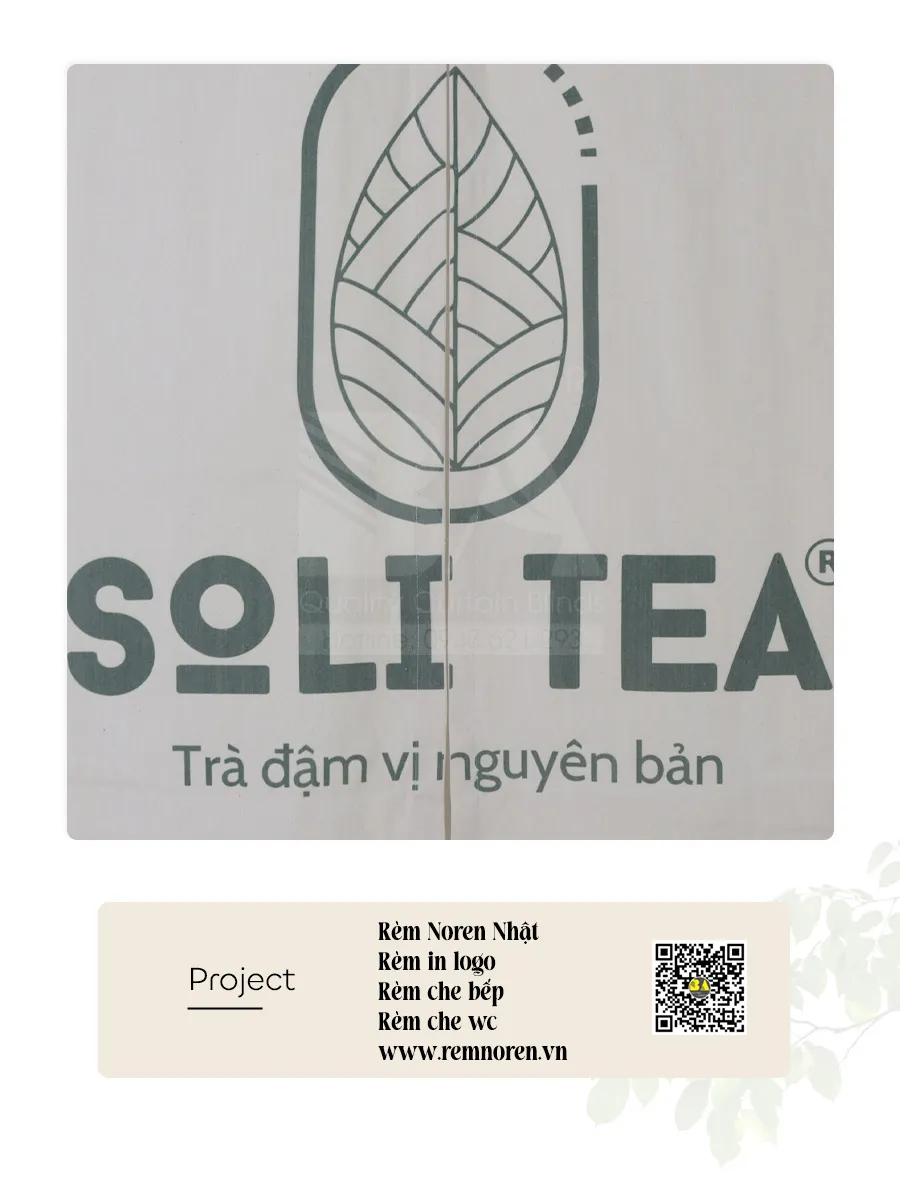 Rèm In Logo Soli Tea – Rèm Tiệm Trà Đạo Thiết Kế Theo Thương Hiệu