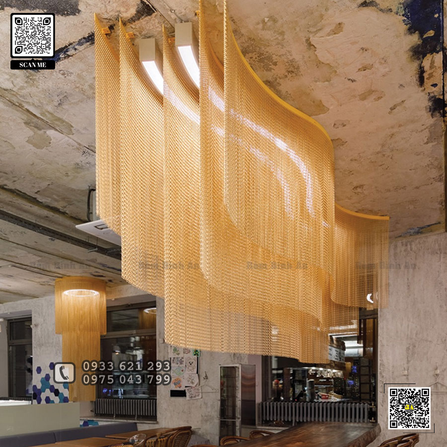 Rèm Kim Loại Thả Trần - Trang Trí Sảnh Cao Cấp Tại Bình An Blinds