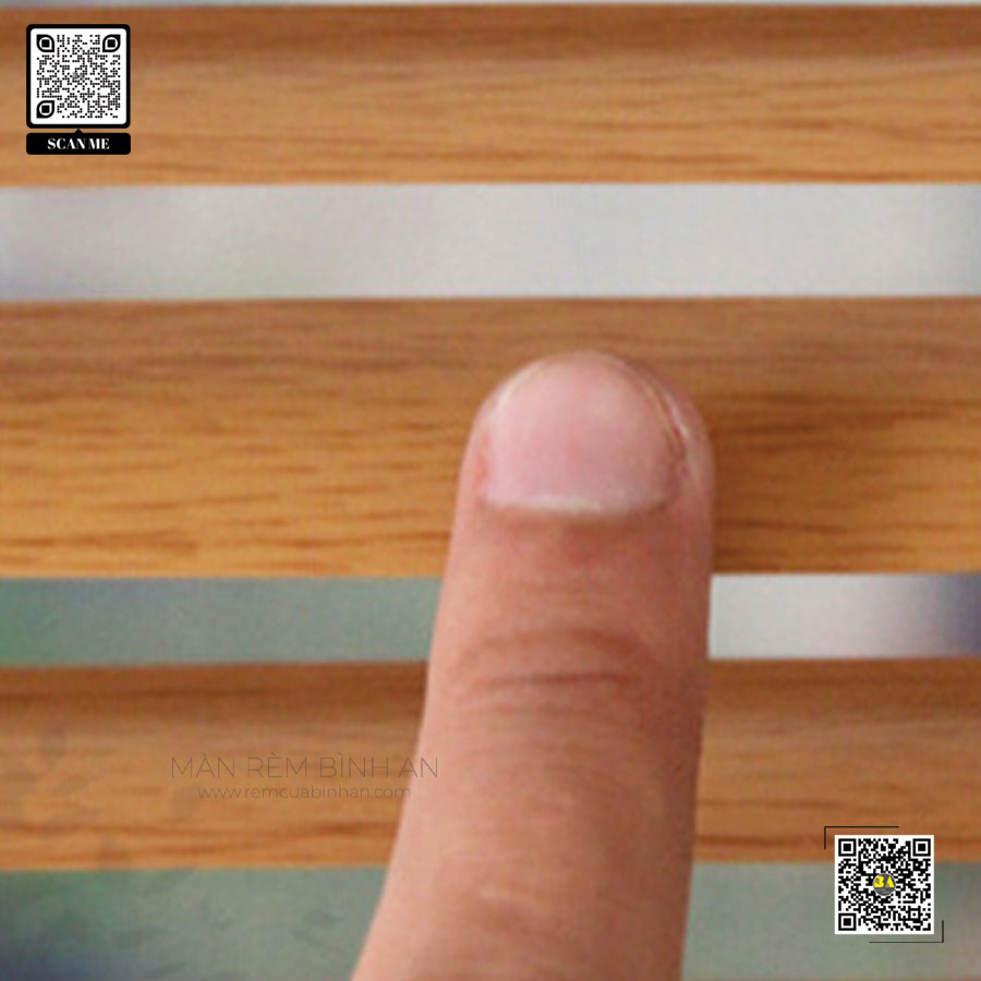 Rèm Sáo Lá Nhôm Vân Gỗ – Chống Thấm Nước, Sang Trọng Cho Nhà Bếp & Phòng Tắm